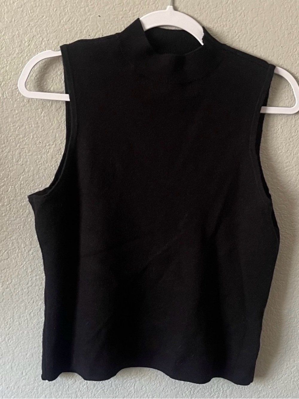 Nine West Black Sleeveless Mock Neck Tank Top
